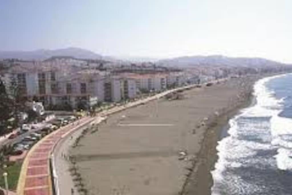 Precioso Apartamento A 50 Metros De La Playa Rincón de la Victoria Esterno foto